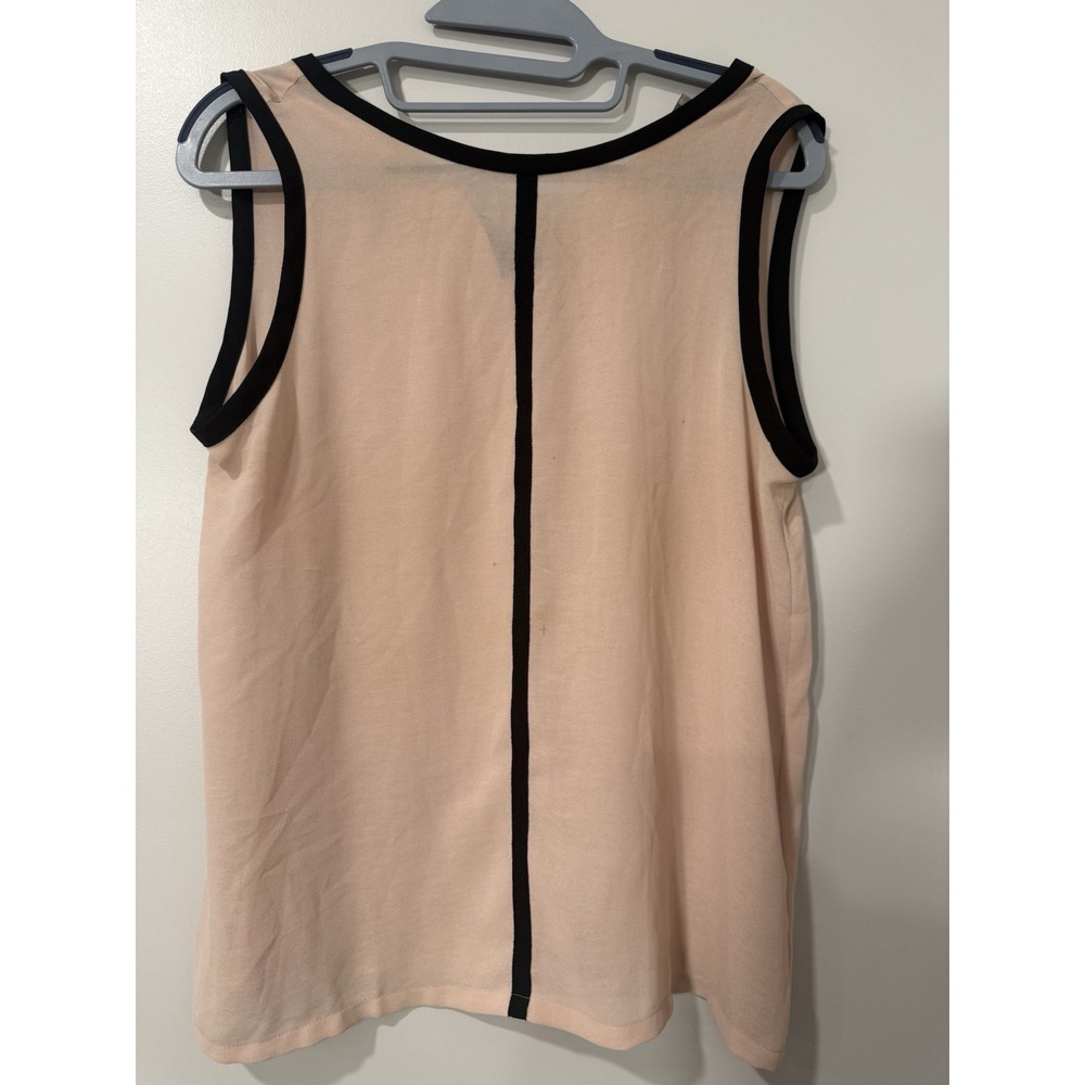 LOFT Women's Peach Blush Sleeveless Casual Top Black Trim Size Small Basics